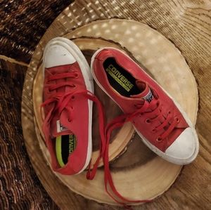 converse with removable insoles